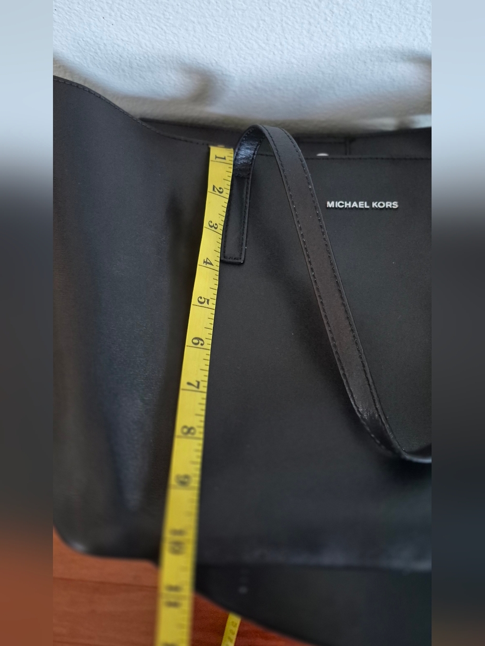 Micheal Kors Black Leather Large Tote Shoulder Bag Purse - Picture 9 of 13